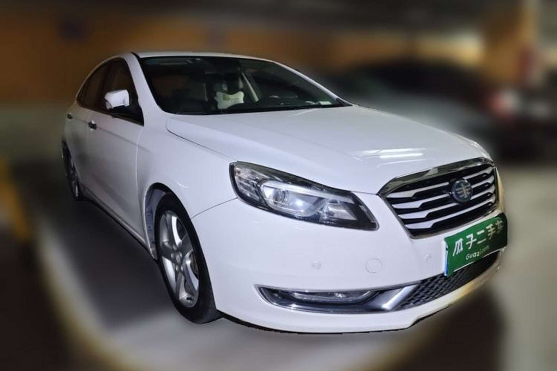 Used Bestune B70 2014 2.0L automatic luxury version Front Right 45 Deg