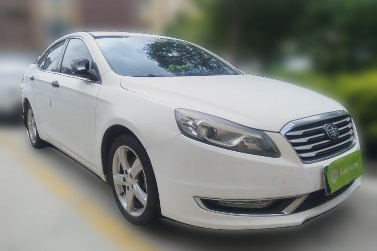 Used Bestune B70 2014 2.0L automatic comfort version Front Right 45 Deg
