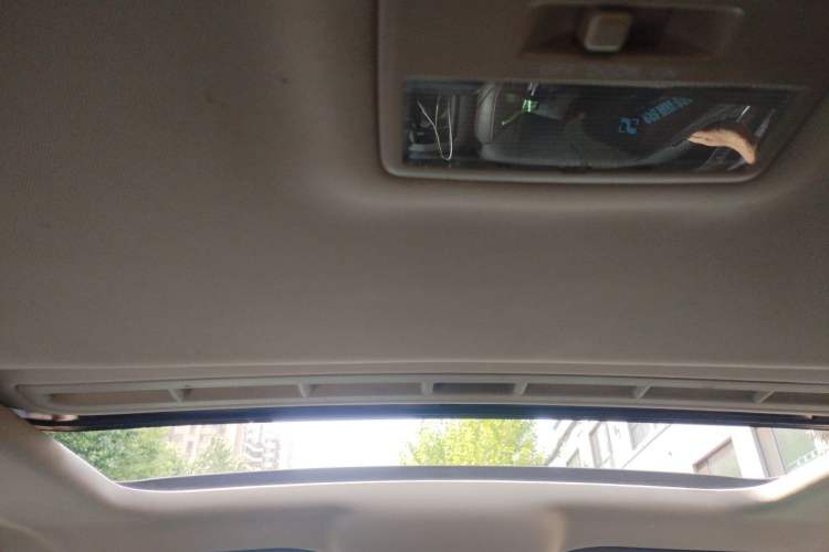 Used Bestune B70 2014 2.0L manual luxury version Headliner