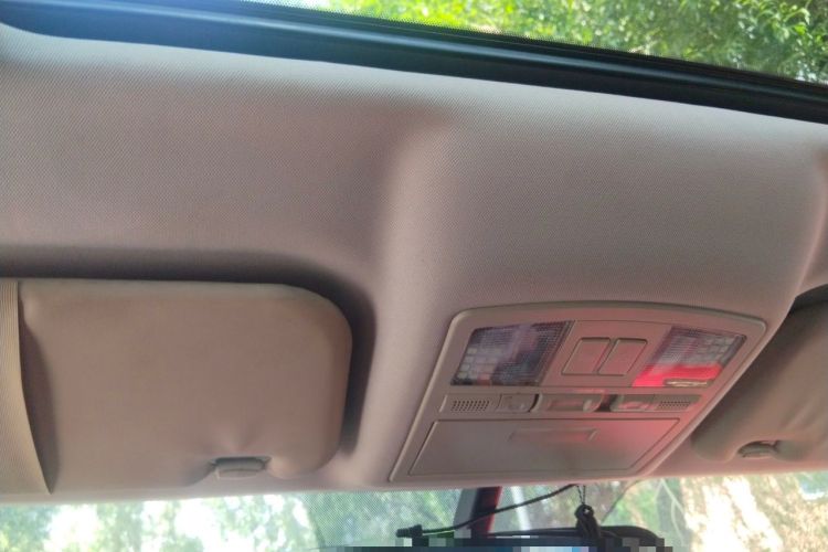 Used Bestune B70 2014 2.0L manual luxury version Headliner