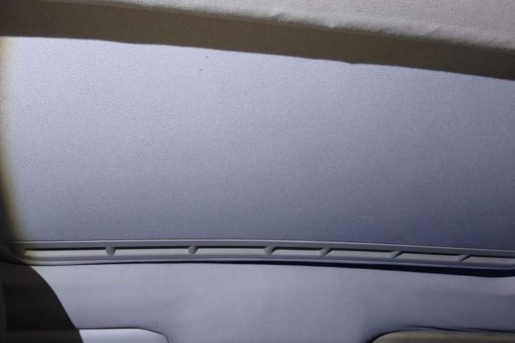 Used Bestune B70 2014 2.0L automatic luxury version Headliner