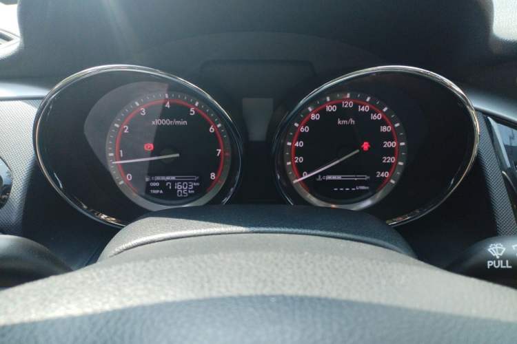 Used Bestune B70 2014 2.0L manual luxury version Instrument Cluster