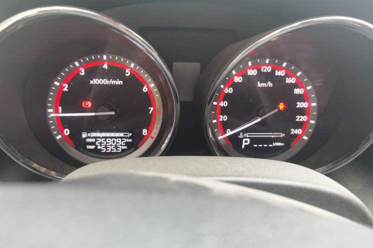 Used Bestune B70 2014 2.0L automatic comfort version Instrument Cluster