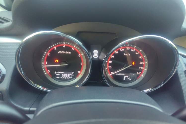 Used Bestune B70 2014 2.0L manual luxury version Instrument Cluster