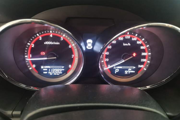 Used Bestune B70 2014 2.0L automatic luxury version Instrument Cluster