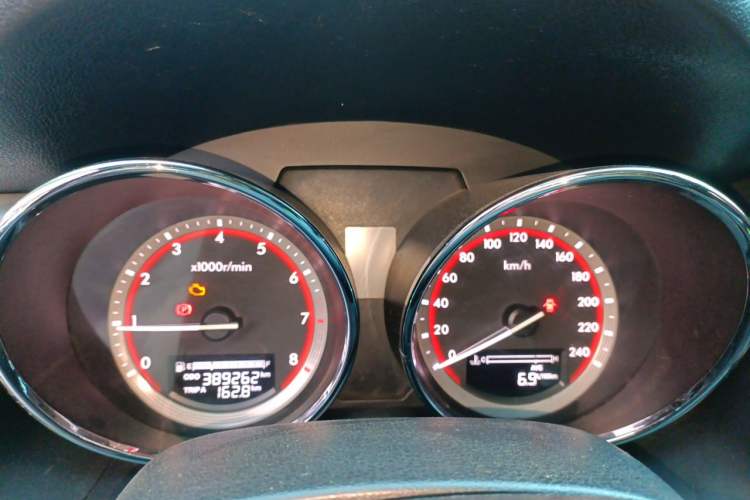 Used Bestune B70 2014 2.0L manual luxury version Instrument Cluster