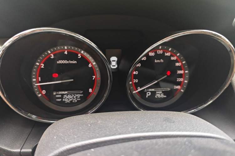 Used Bestune B70 2014 2.0L automatic luxury version Instrument Cluster