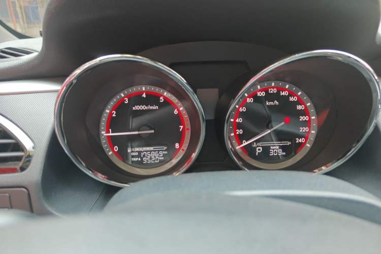 Used Bestune B70 2014 1.8T Automatic Sport Premium Edition Instrument Cluster