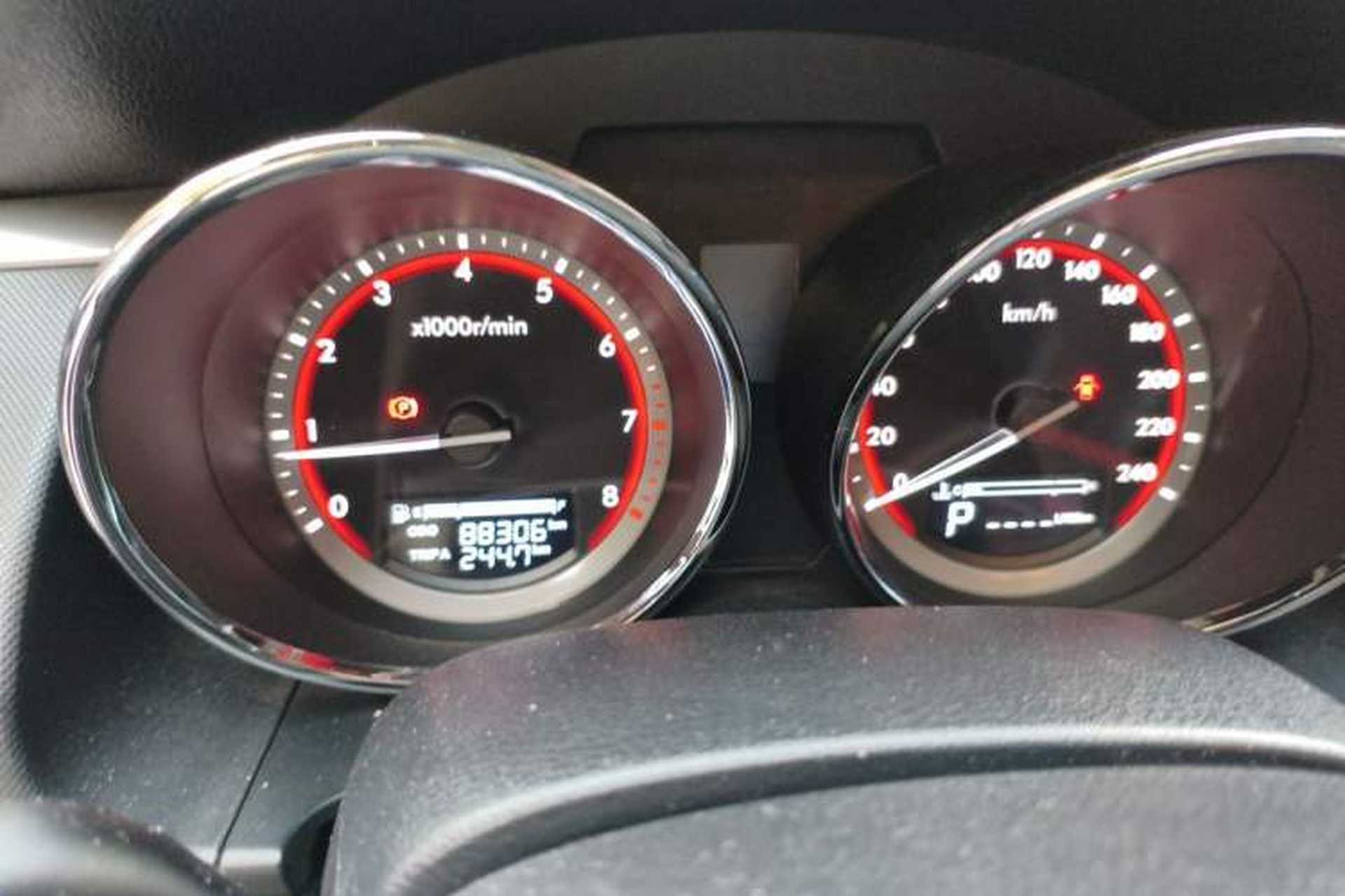 Used Bestune B70 2014 2.0L automatic comfort version Instrument Cluster