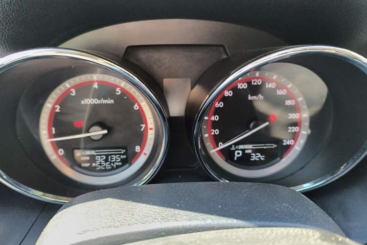 Used Bestune B70 2014 2.0L automatic comfort version Instrument Cluster