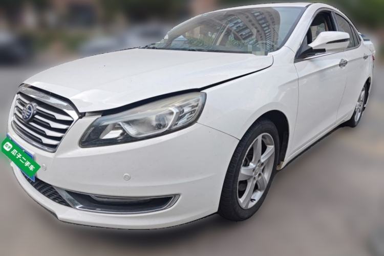 Bestune B70 2014
