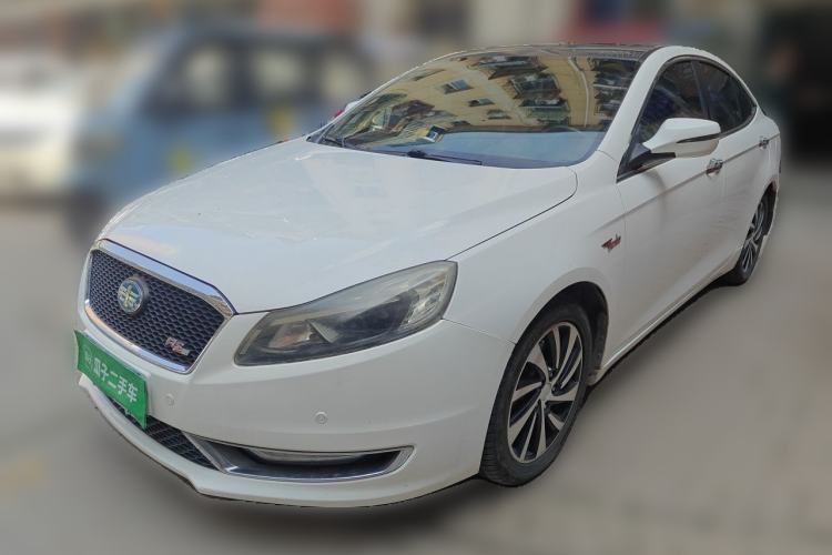 Bestune B70 2014