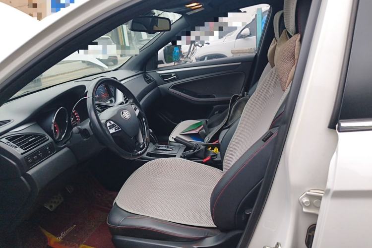Used Bestune B70 2014 1.8T Automatic Sport Premium Edition Left Front Seat