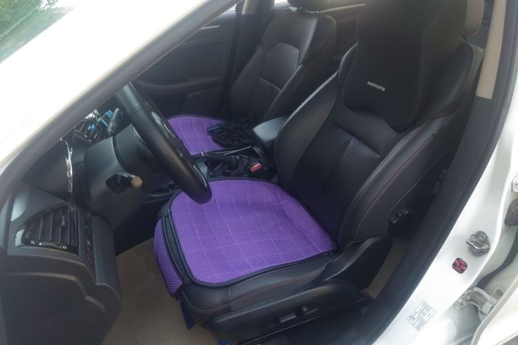 Used Bestune B70 2014 2.0L manual luxury version Left Front Seat