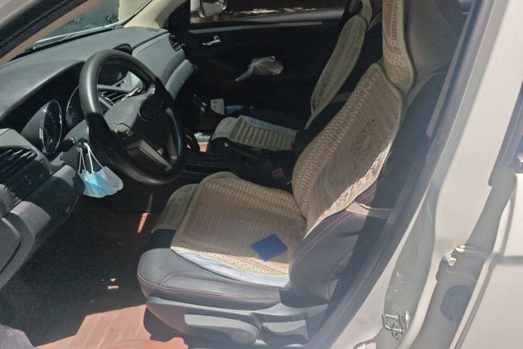 Used Bestune B70 2014 2.0L automatic comfort version Left Front Seat