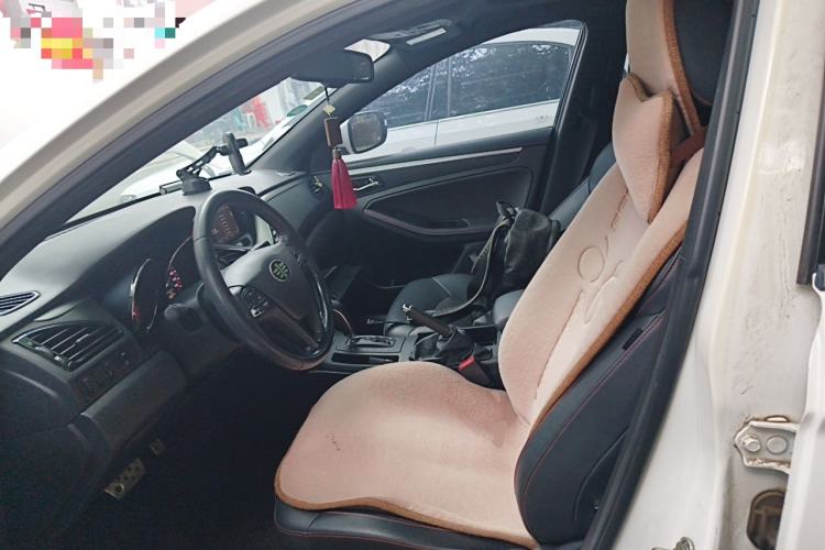 Used Bestune B70 2014 1.8T Automatic Sport Luxury Model Left Front Seat