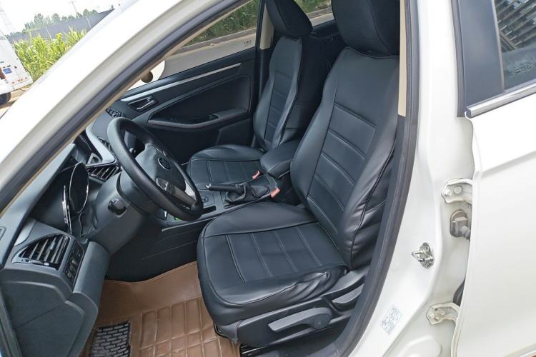 Used Bestune B70 2014 2.0L automatic comfort version Left Front Seat