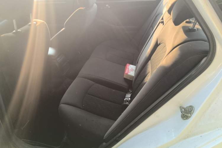 Used Bestune B70 2014 2.0L automatic comfort version Left Rear Seat