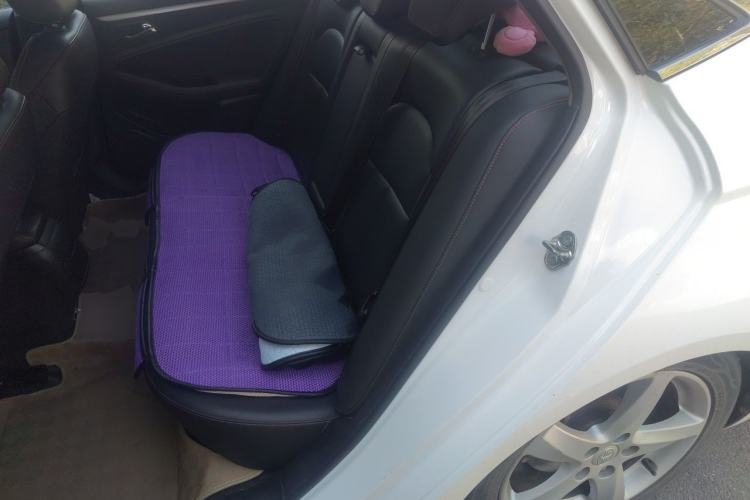 Used Bestune B70 2014 2.0L manual luxury version Left Rear Seat