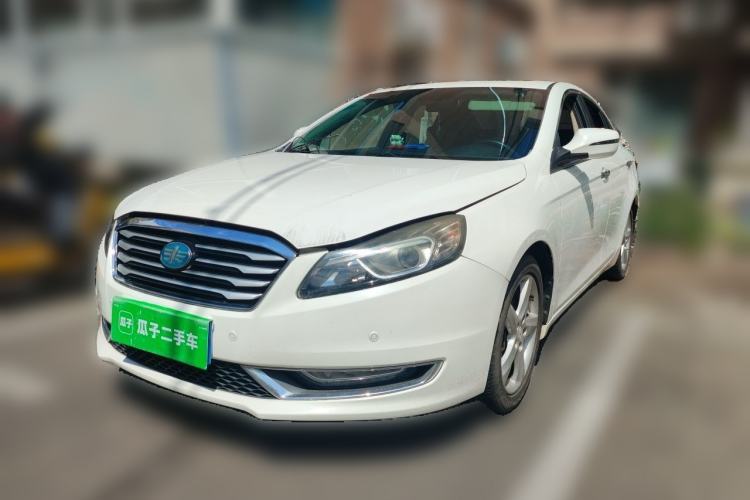 Bestune B70 2014 2.0L automatic luxury version usata Guazi used car, China used car export, Used car for sale, Used cars, Cheapest cars for sale