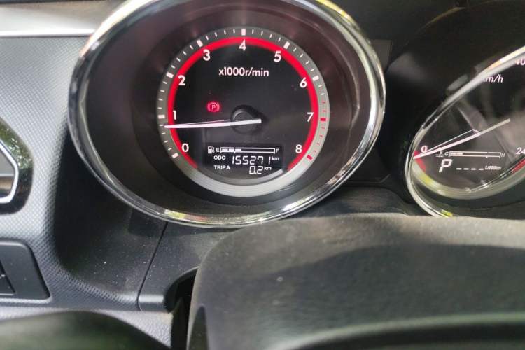 Used Bestune B70 2014 2.0L automatic comfort version Odometer Close Up