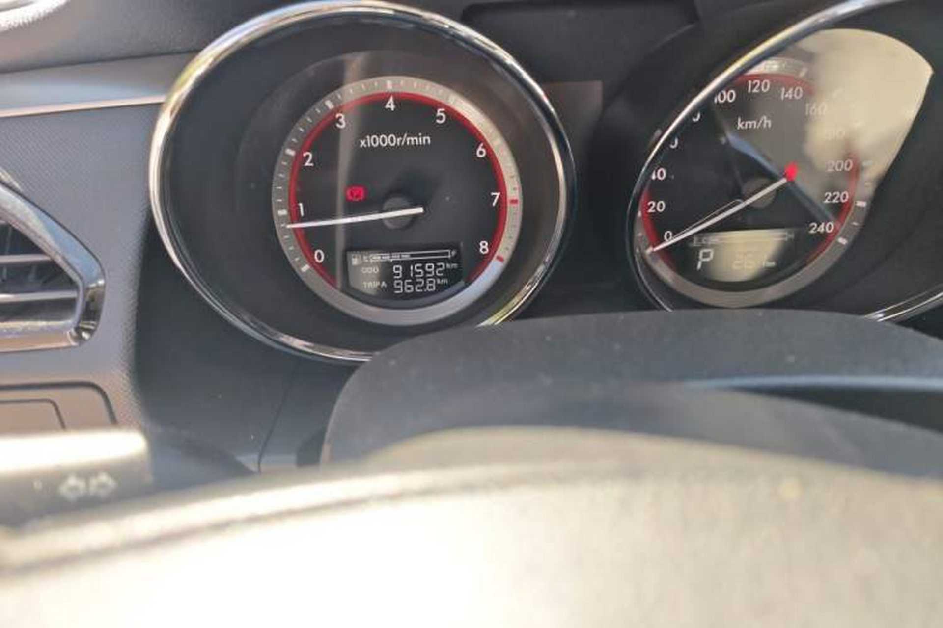 Used Bestune B70 2014 2.0L automatic comfort version Odometer Close Up