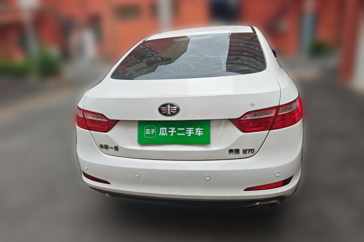 Used Bestune B70 2014 2.0L automatic comfort version Rear