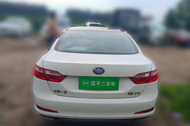 Used Bestune B70 2014 2.0L automatic luxury version Rear