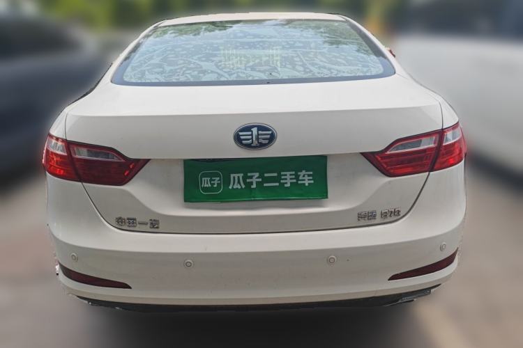 Used Bestune B70 2014 2.0L automatic luxury version Rear