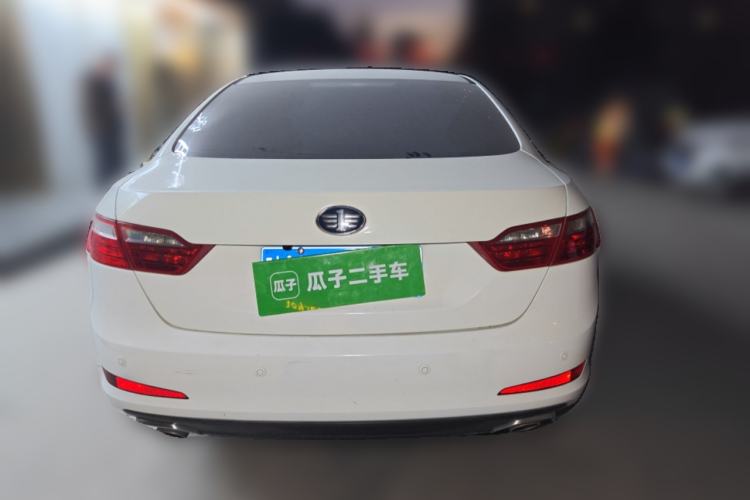Used Bestune B70 2014 2.0L automatic luxury version Rear