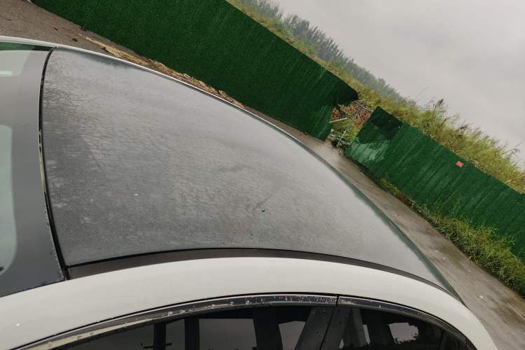 Used Bestune B70 2014 2.0L automatic comfort version Roof