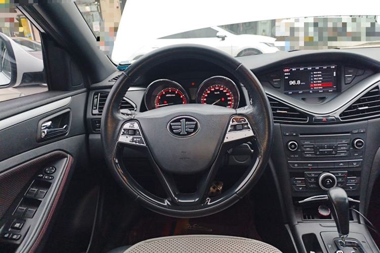 Used Bestune B70 2014 1.8T Automatic Sport Premium Edition Steering Wheel