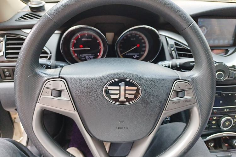 Used Bestune B70 2014 2.0L manual luxury version Steering Wheel
