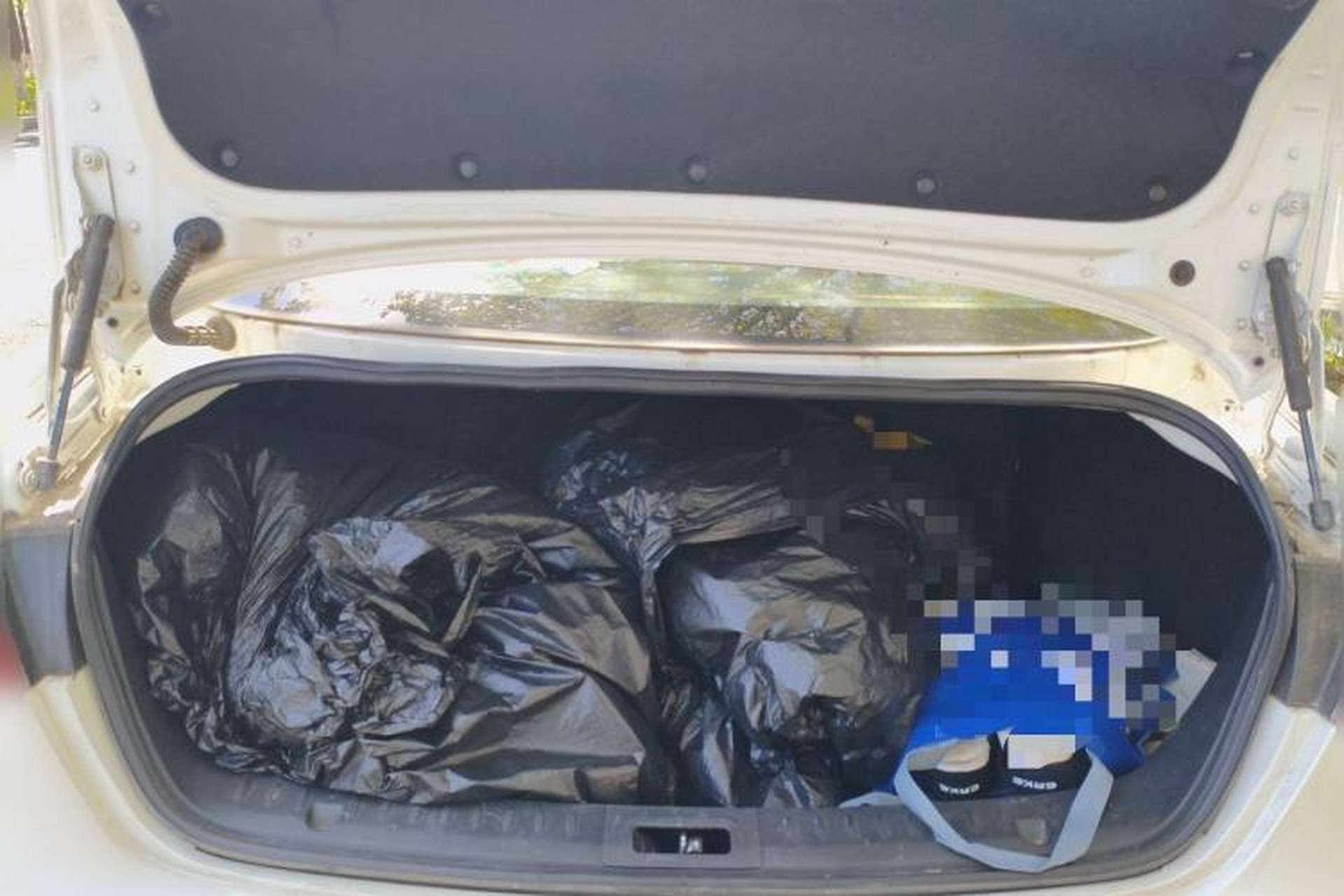 Used Bestune B70 2014 2.0L automatic comfort version Trunk