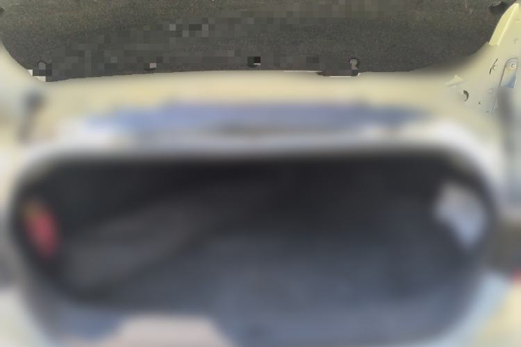 Used Bestune B70 2014 2.0L automatic comfort version Trunk