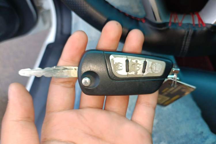 Used Bestune B70 2014 2.0L manual luxury version Vehicle Key