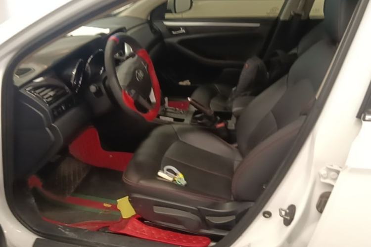 Used Bestune B70 2015 1.8T Automatic Elite Edition Left Front Seat