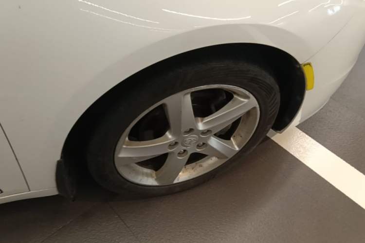 Used Bestune B70 2015 1.8T Automatic Elite Edition Right Front Wheel Hub