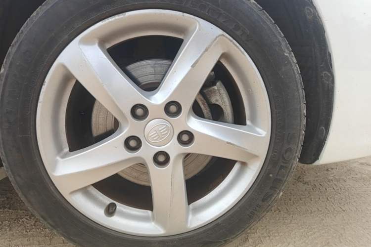 Used Bestune B70 2015 1.8T Automatic Elite Edition Right Front Wheel Hub