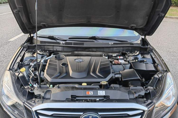 Used Bestune B70 2016 2.0L manual luxury edition Engine Bay