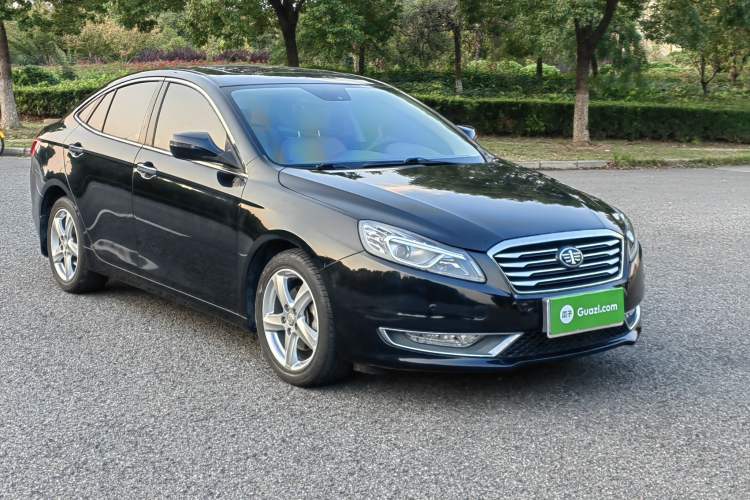 Used Bestune B70 2016 2.0L manual luxury edition Front Right 45 Deg