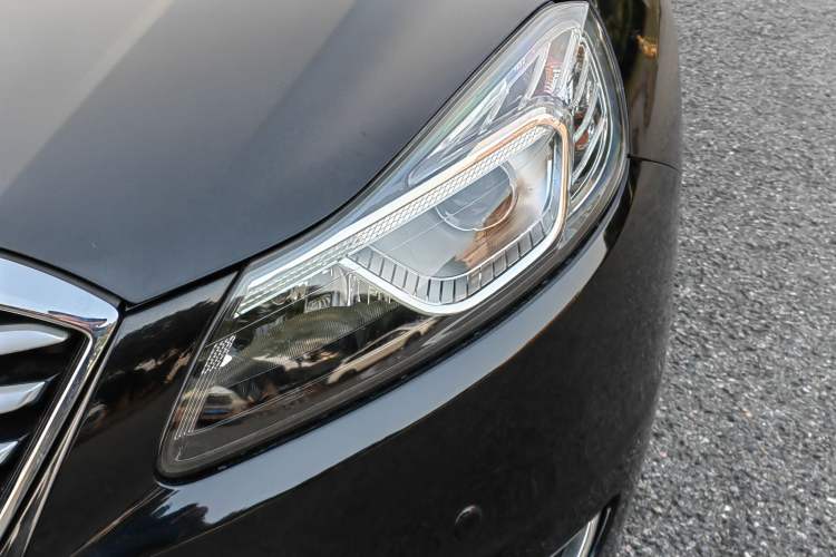 Used Bestune B70 2016 2.0L manual luxury edition Left Front Headlight