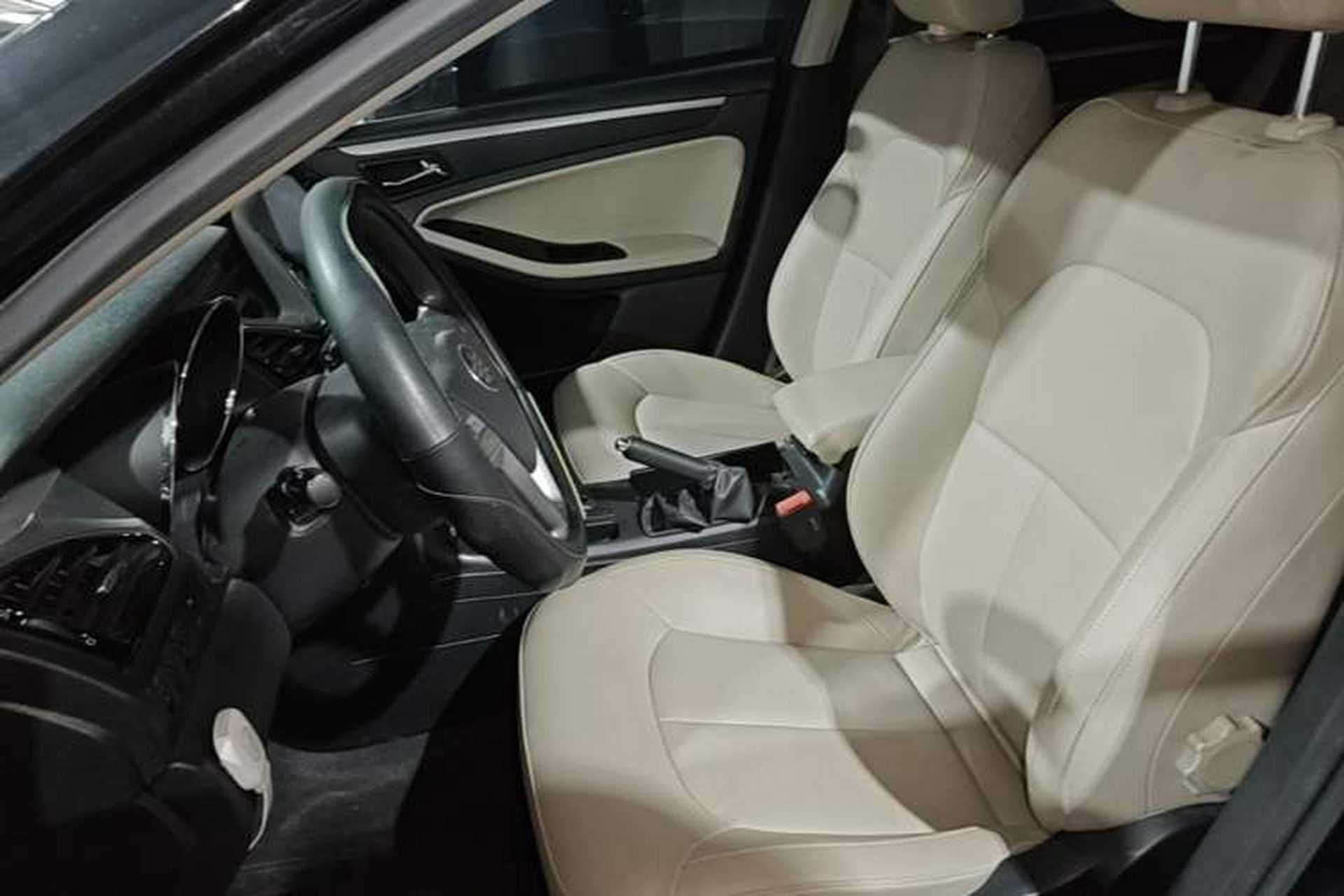 Used Bestune B70 2016 2.0L Automatic 10th Anniversary Edition Left Front Seat