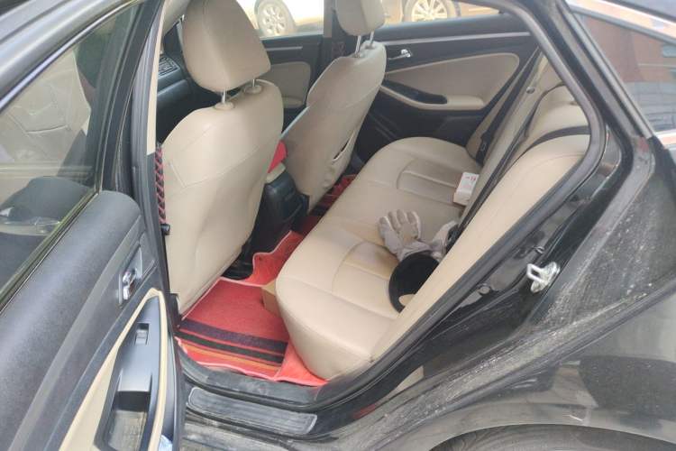 Used Bestune B70 2016 2.0L manual luxury edition Left Rear Seat