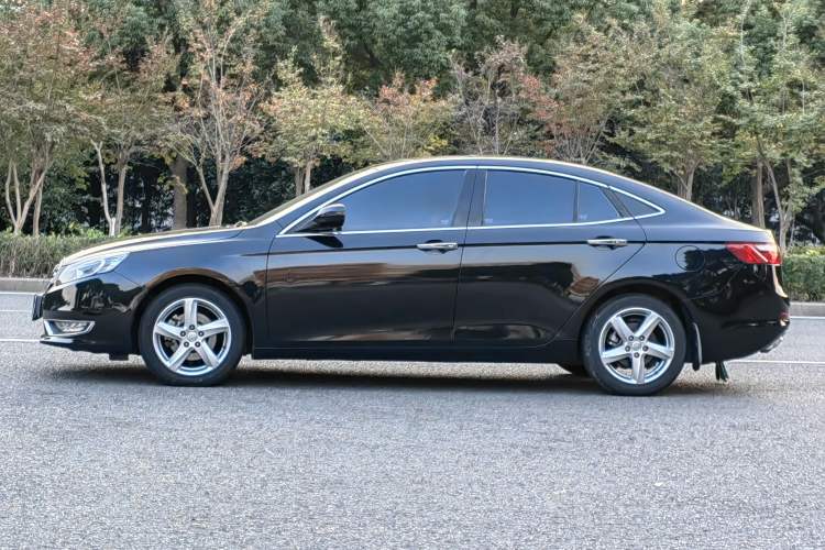 Used Bestune B70 2016 2.0L manual luxury edition Left Side