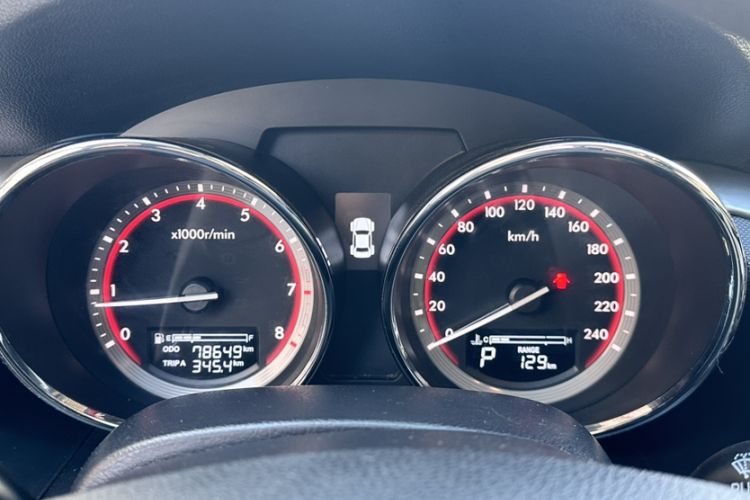 Used Bestune B70 2016 2.0L automatic Comfort trim level Odometer Close Up
