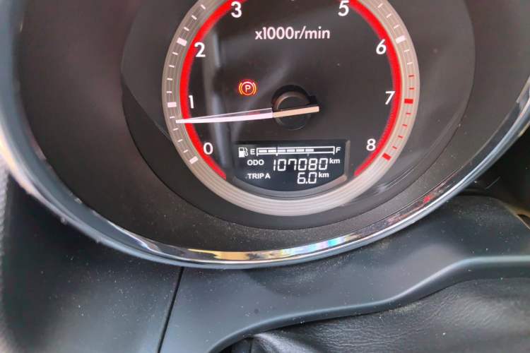 Used Bestune B70 2016 2.0L Automatic 10th Anniversary Edition Odometer Close Up
