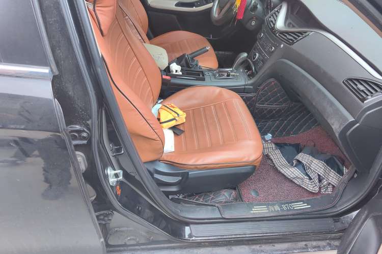 Used Bestune B70 2016 2.0L Automatic Luxury Model Right Front Seat