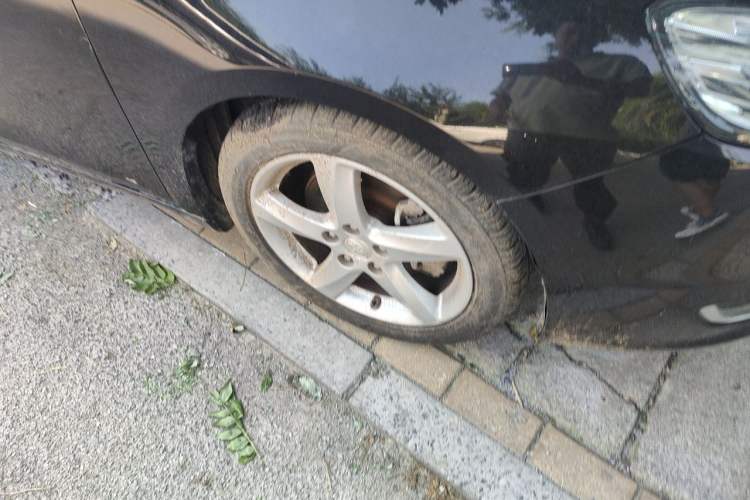 Used Bestune B70 2016 2.0L manual luxury edition Right Front Wheel Hub