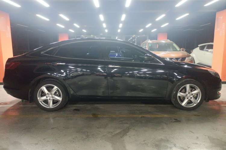 Used Bestune B70 2016 2.0L manual luxury edition Right Side
